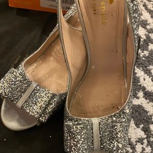 Women high heels shoes